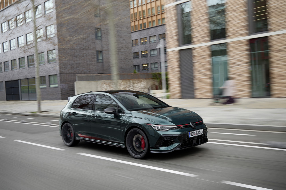 Volkswagen Golf GTI EDITION 50